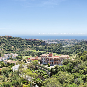 Los Arqueros, Marbella. Window Cleaning Company, Window Cleaner.